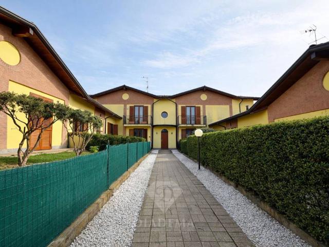 Appartamento in vendita a Valdarno, Albizzate