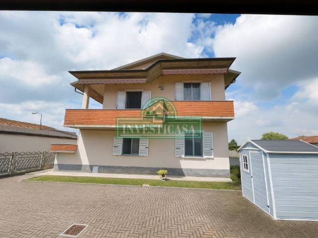 Appartamento in vendita a Albuzzano, Lombardia