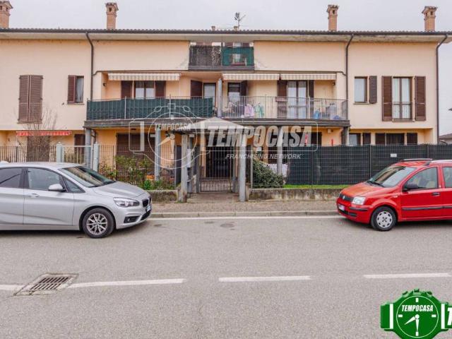 Appartamento in vendita a Albuzzano, Lombardia