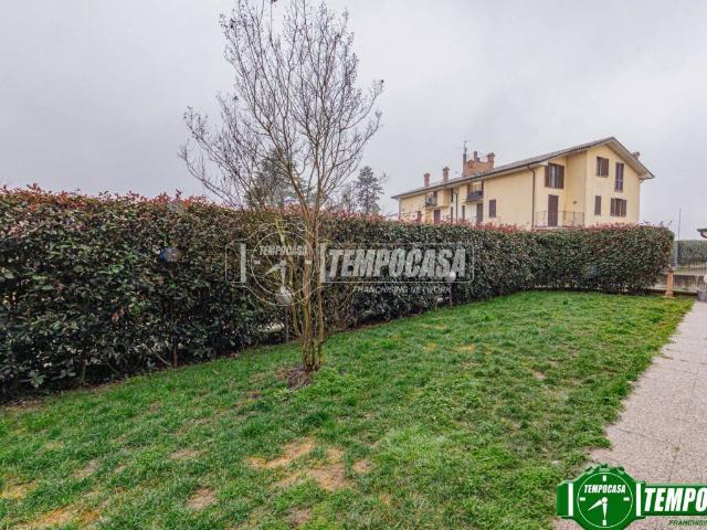 Appartamento in vendita a Albuzzano, Lombardia