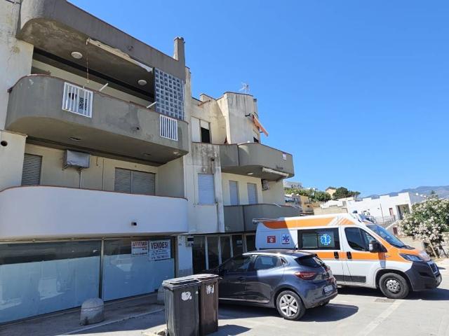 Appartamento in vendita a Alcamo Marina, Alcamo