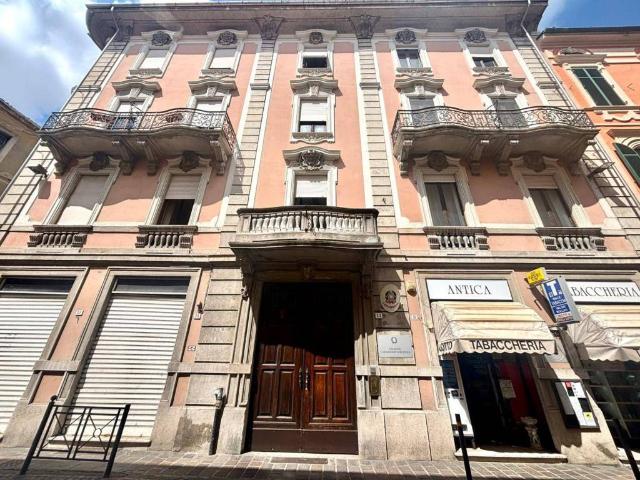 Appartamento in vendita a Alessandria Appartamento in vendita a Alessandria