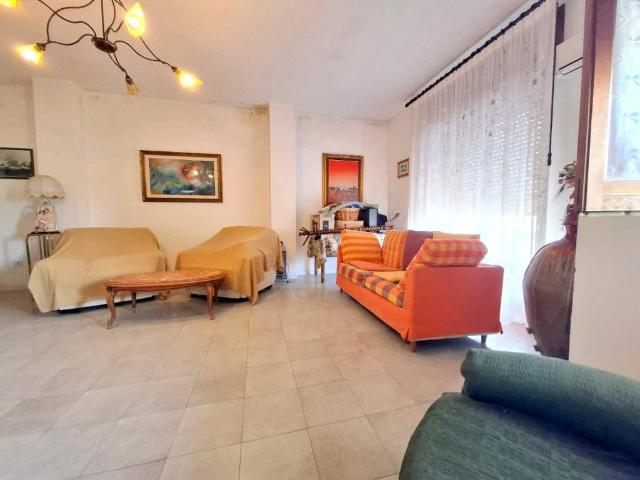 Appartamento in vendita a Puglia, Lecce