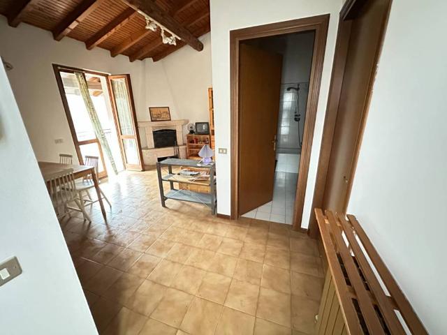 Appartamento in vendita a Comunità Montana della Valle Brembana, Algua