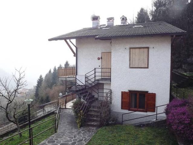Appartamento in vendita a Comunità Montana della Valle Brembana, Algua