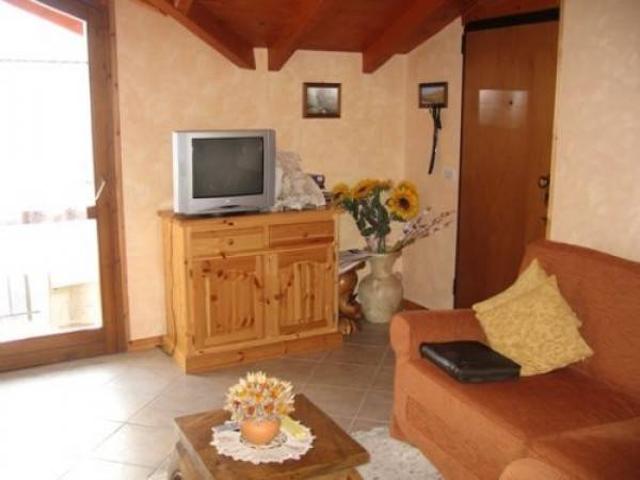 Appartamento in vendita a Comunità Montana della Valle Brembana, Algua