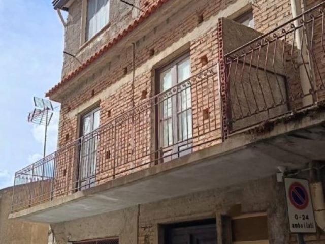 Appartamento in vendita a Alì Terme, Sicilia