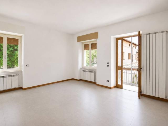 Appartamento in vendita a Almè, Lombardia