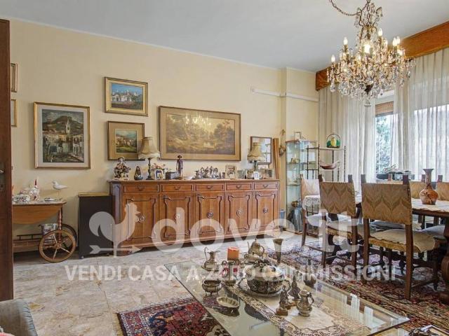 Appartamento in vendita a Almè, Lombardia