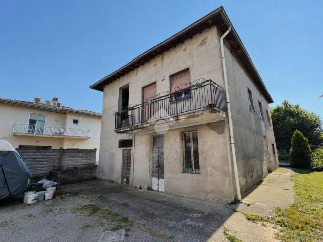 Villa Indipendente in vendita a Almenno San Bartolomeo, Lombardia