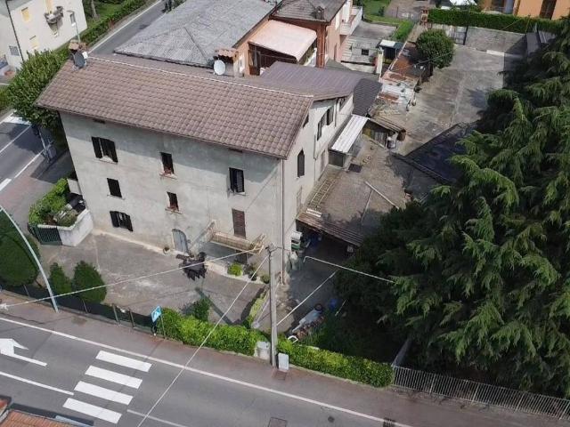Appartamento in vendita a Almenno San Bartolomeo, Lombardia