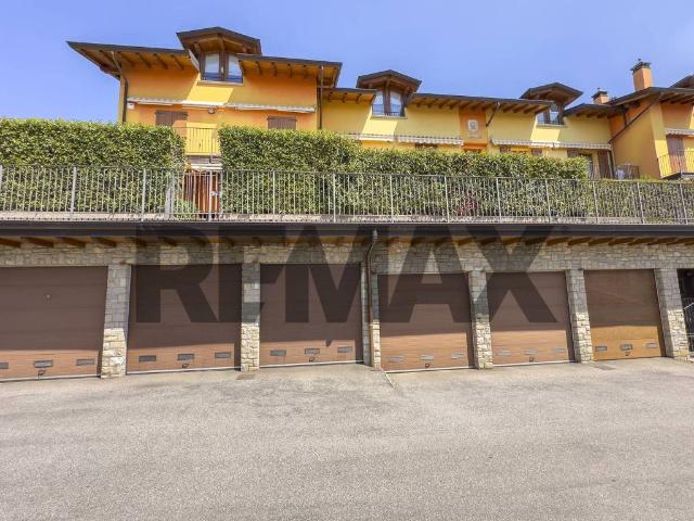 Appartamento in vendita a Almenno San Salvatore, Lombardia