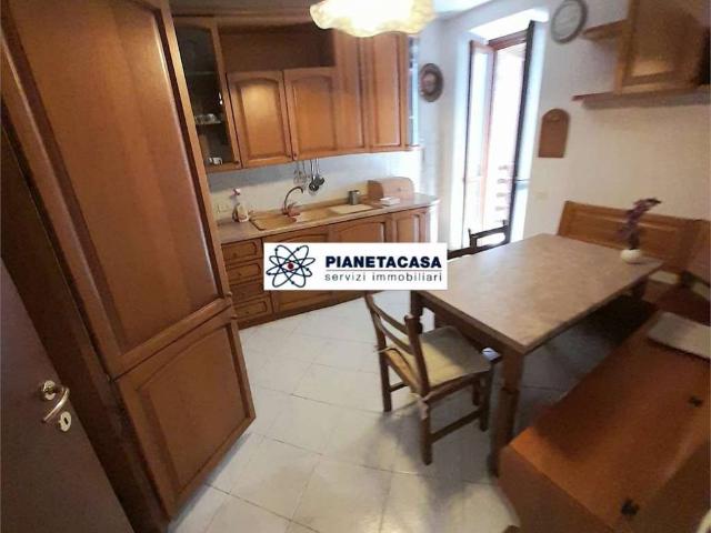 Appartamento in vendita a Almenno San Salvatore, Lombardia