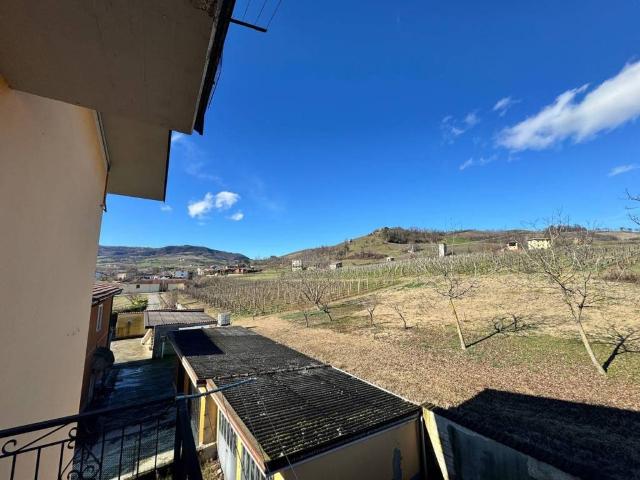 Appartamento in vendita a Alta Val Tidone, Trevozzo