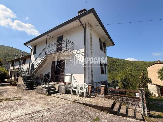 Appartamento in vendita a Alta Val Tidone, Sevizzano