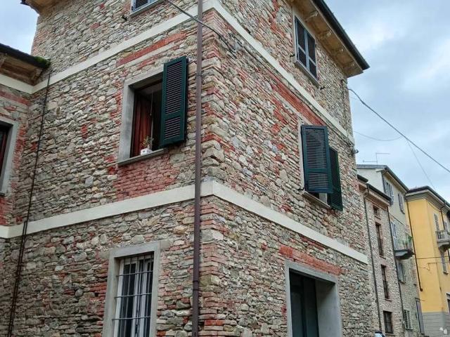 Appartamento in vendita a Alta Val Tidone, Nibbiano