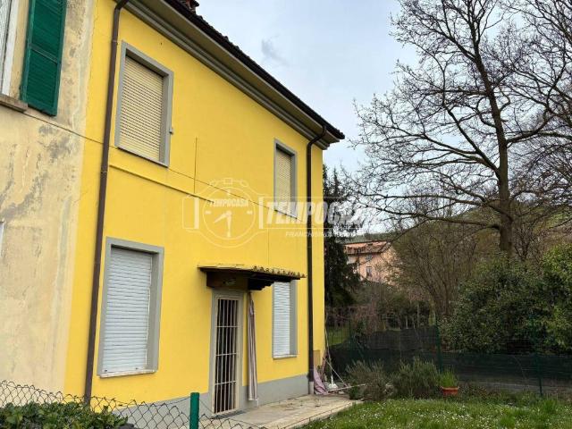 Appartamento in vendita a Alta Val Tidone, Trevozzo