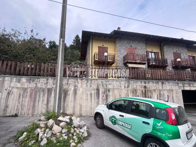 Appartamento in vendita a Scaria, Como