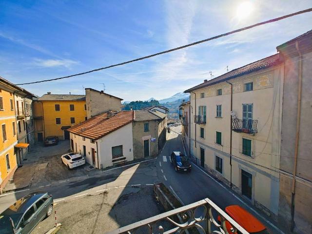 Appartamento in vendita a Alta Valle Intelvi, Pellio Intelvi