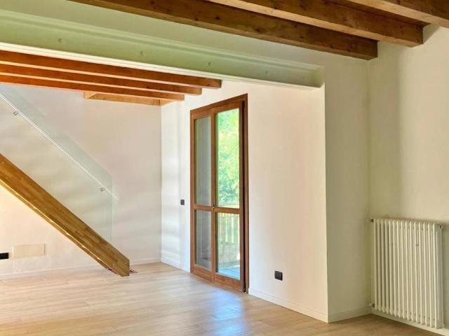 Appartamento in vendita a Alta Valle Intelvi, Lanzo D'intelvi