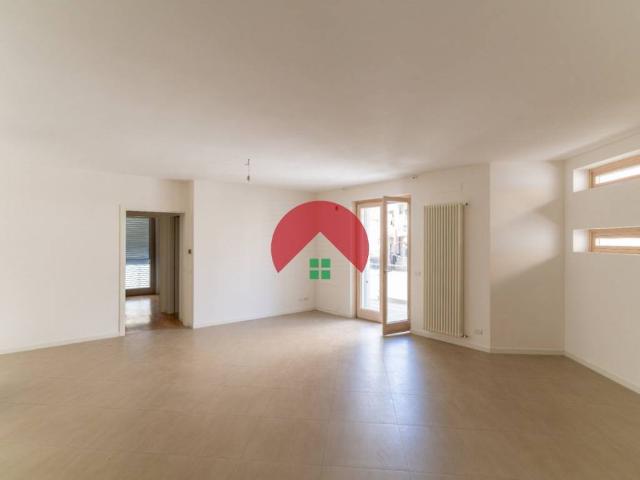 Appartamento in vendita a Altamura, Bari