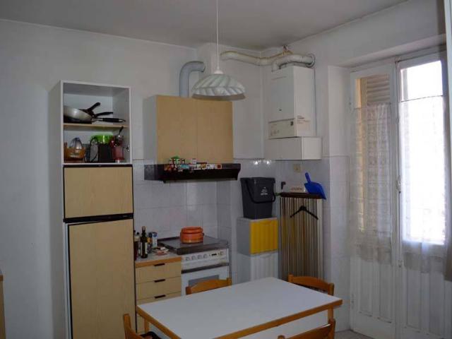 Appartamento in vendita a Altare, Liguria