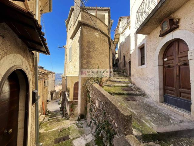 Appartamento in vendita a Alvito, Lazio