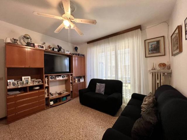 Appartamento in vendita a Alzano Lombardo, Lombardia