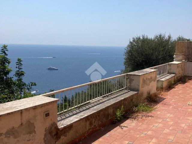 Appartamento in vendita a Amalfi, Campania