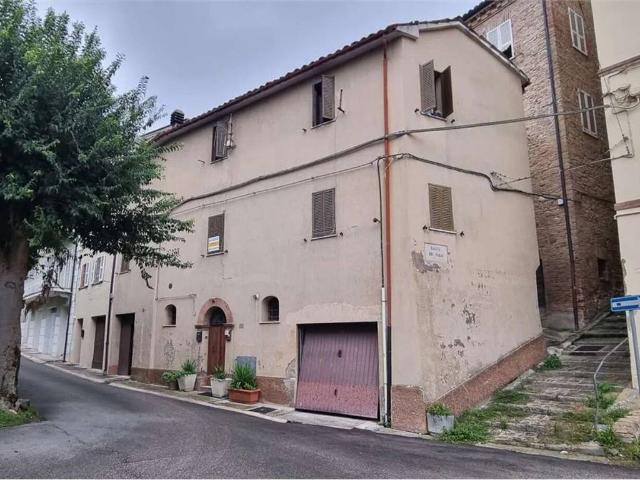 Appartamento in vendita a Vicolo Deserto, Amandola