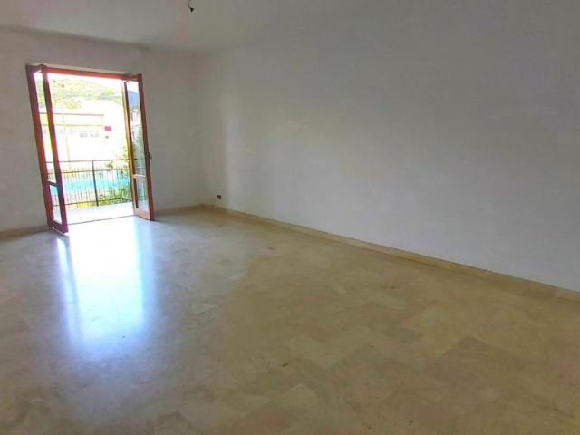 Appartamento in vendita a Calabria, Cosenza