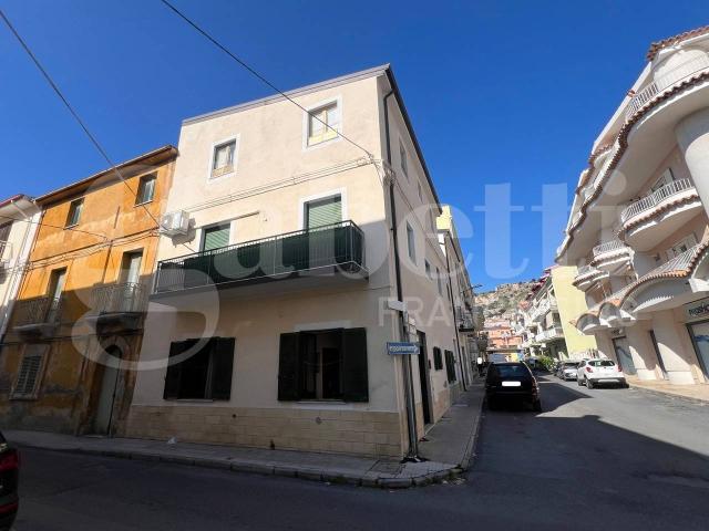 Appartamento in vendita a Amantea Paese, Calabria