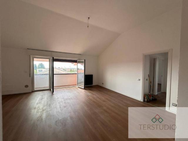 Appartamento in vendita a Ambivere, Lombardia