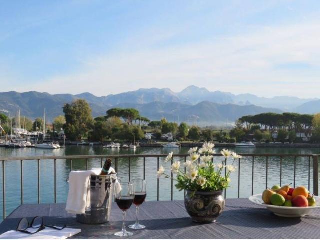 Appartamento in vendita a Ameglia, Liguria