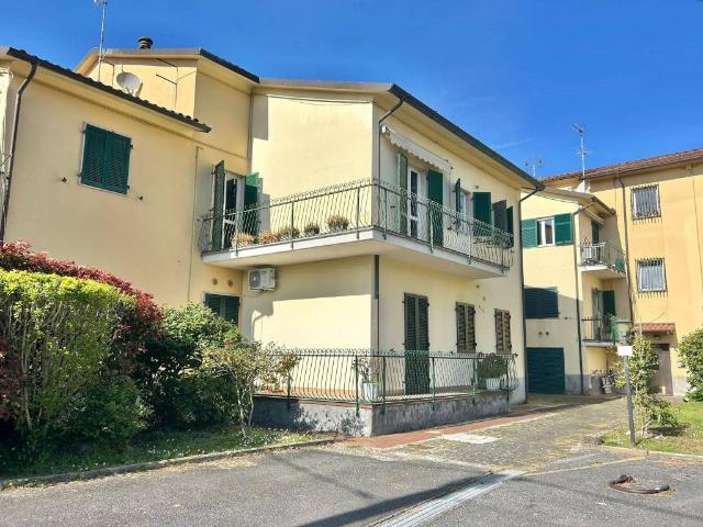Appartamento in vendita a Ameglia, Liguria