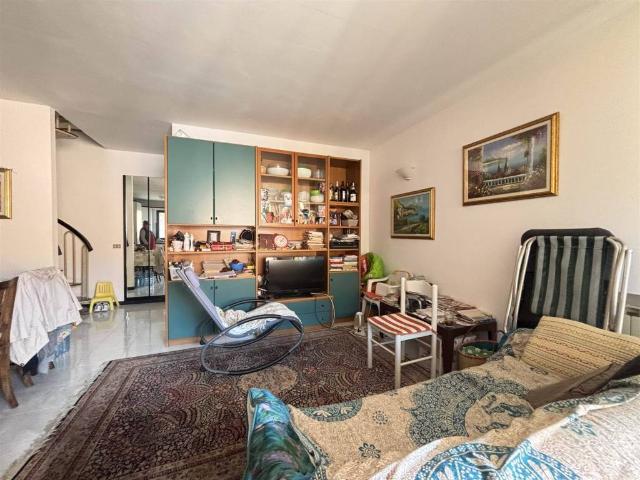 Appartamento in vendita a Fiumaretta, Ameglia
