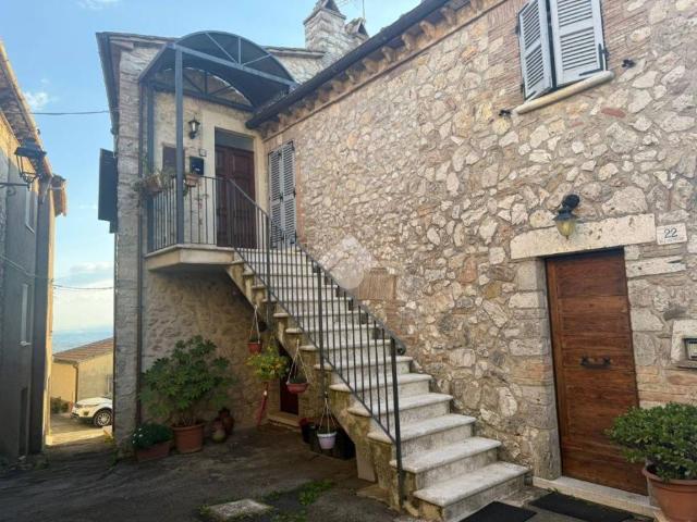 Appartamento in vendita a Amelia, Umbria