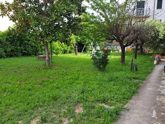 Appartamento in vendita a Ancarano, Teramo