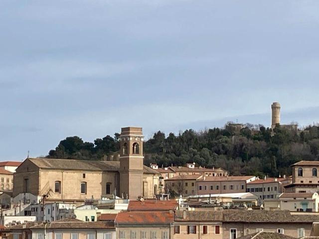 Appartamento in vendita a Capodimonte, Marche