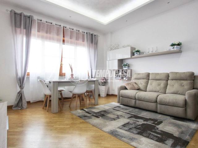 Appartamento in vendita a Piano San Lazzaro, Marche