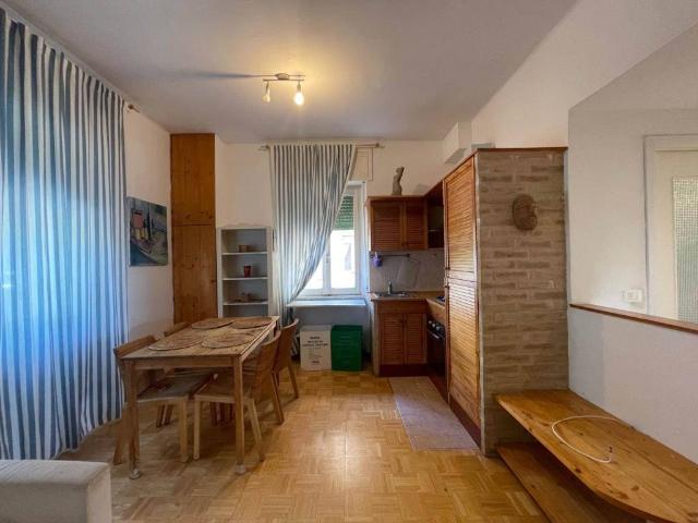 Appartamento in vendita a Marche, Ancona