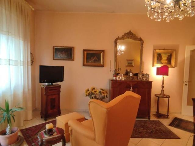 Appartamento in vendita a Palombare, Marche