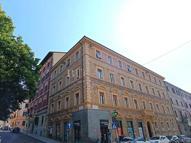 Appartamento in vendita a Adriatico, Marche