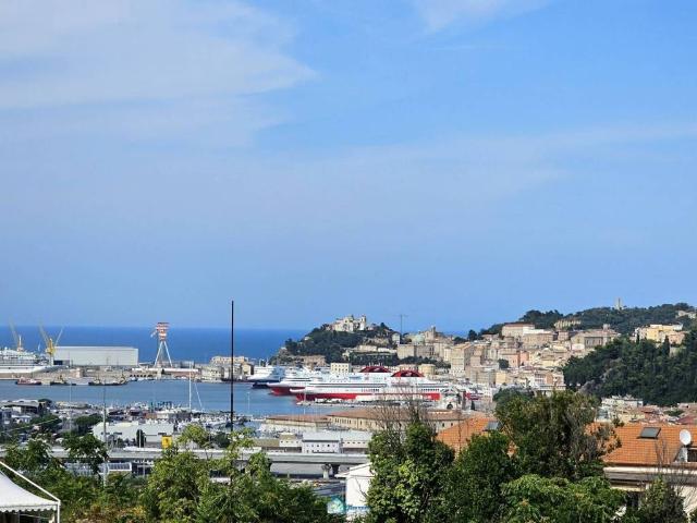 Appartamento in vendita a Marche, Ancona