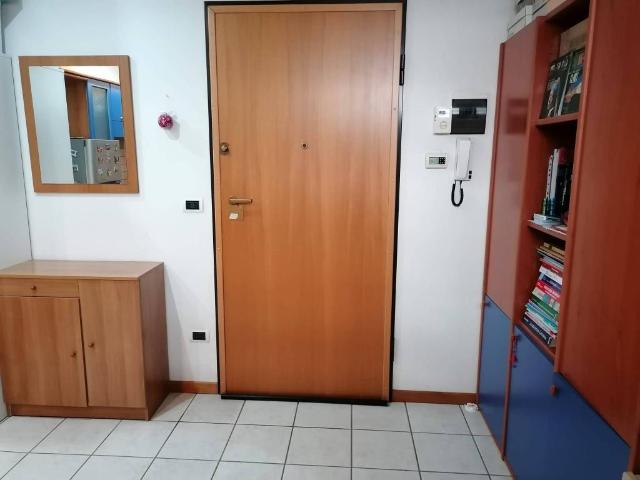 Appartamento in vendita a Vallemiano, Marche