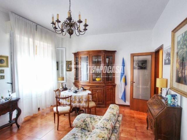 Appartamento in vendita a Vallemiano, Marche