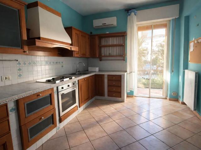 Appartamento in vendita a Marche, Ancona