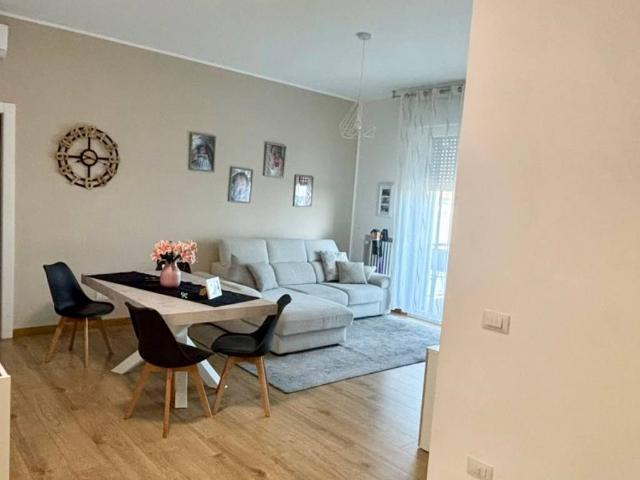 Appartamento in vendita a Torrette, Ancona