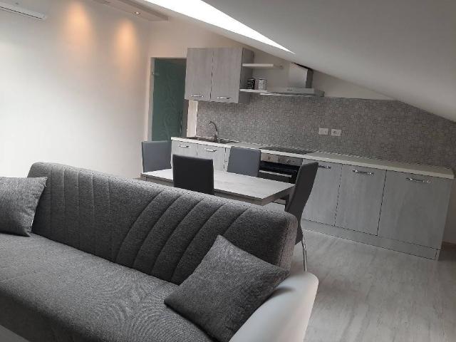Appartamento in vendita a Piano San Lazzaro, Marche