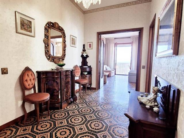 Appartamento in vendita a Marche, Ancona